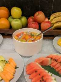 【大阪】日本人がほぼいないホテルで優雅な朝食ビュッフェ