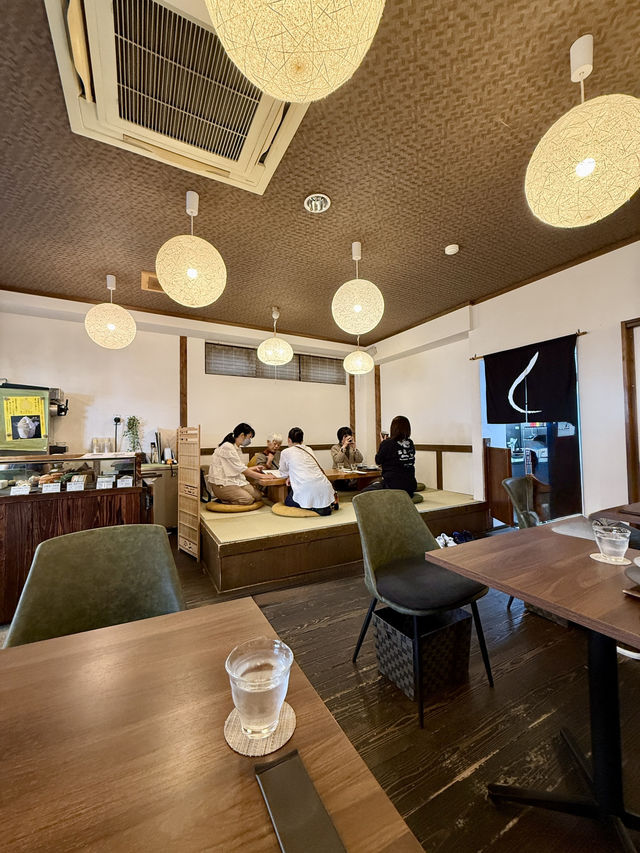 🌰 Savoring Autumn at Waguriya, Yanaka Ginza 🌰 Savoring Autumn at Waguriya, Yanaka Ginza
