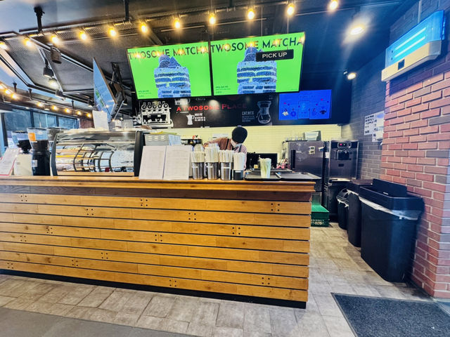 “Three Sips, One Smile: Discovering Latte Happiness”