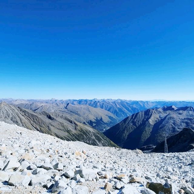 Dagu Glacier – แตะหิมะ 4,800 ม. แบบไม่ต้องปีนเขา! Dagu Glacier – แตะหิมะ 4,800 ม. แบบไม่ต้องปีนเขา!