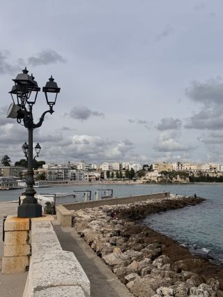 海と歴史が出会う街、オトラント