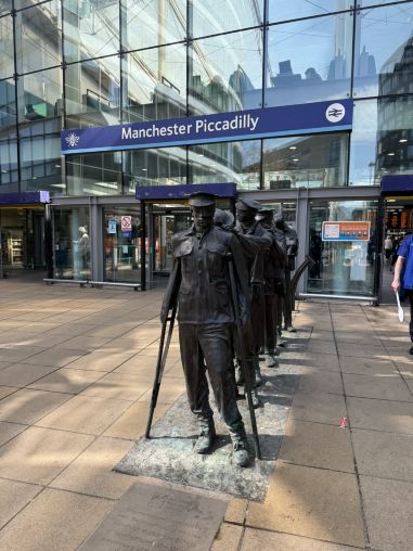 Manchester One-Day Itinerary | A Journey Full of Arts and Academics