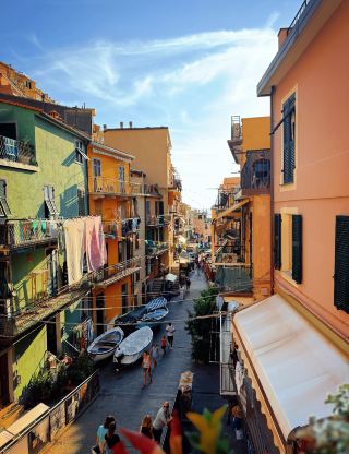 チンクエ・テッレ：イタリアの彩り豊かな海岸線を巡る、夢のような旅 🇮🇹