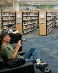 My Wholesome Afternoon at Geylang East Public Library 🌱✨