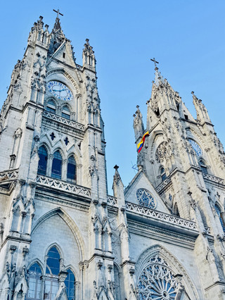 🇪🇨 Quito, Japan: National Oath Temple - Aerial View of the Old Town - Half-Day Itinerary 🤳
