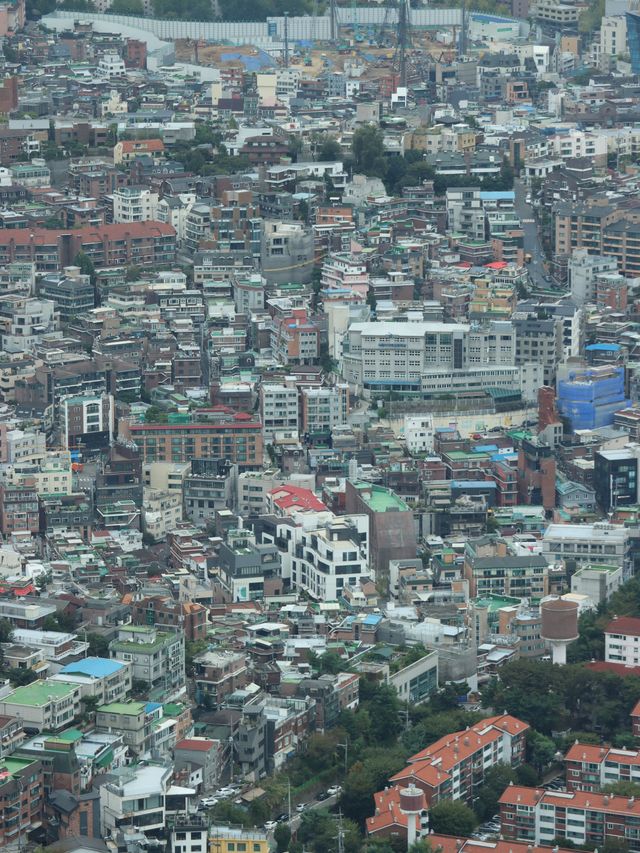 Viewpoints from the Seoul Tower 🌁🏙️