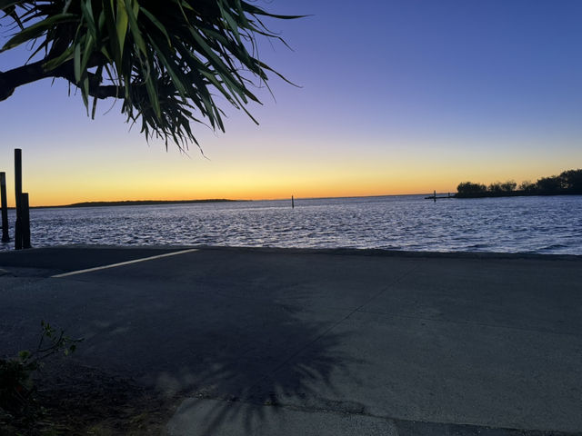 Brisbane: surfer paradise 