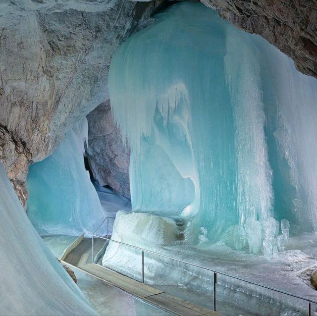 Scărişoara Glacier Cave