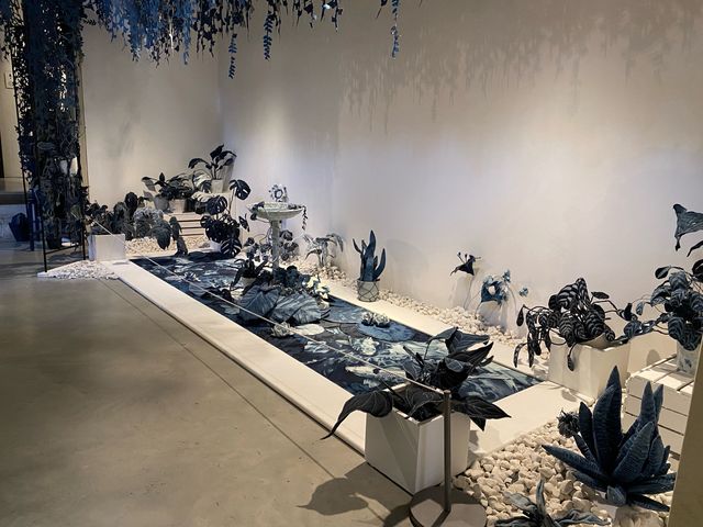 Ian Berry's "The Secret Garden" at the Garden Museum 🌿👖