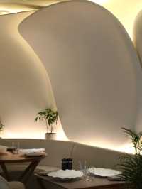 Paris | Have fun with friends in MO Paris with good service