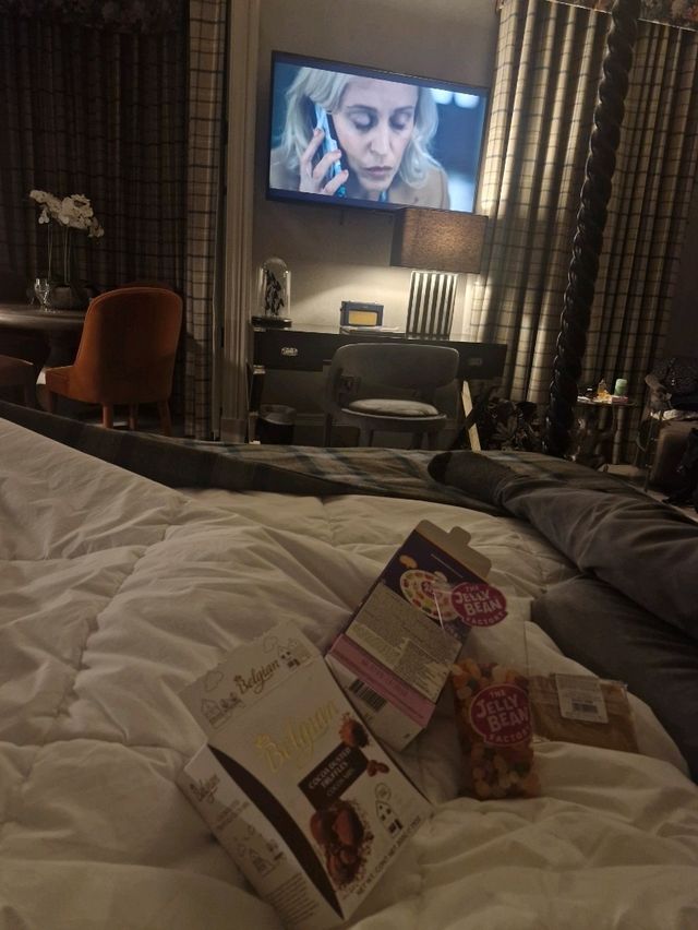 Upgrade your "Netflix & Chill"!!!!
