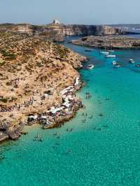 🎒🌴 Backpacker Essentials for Comino Island