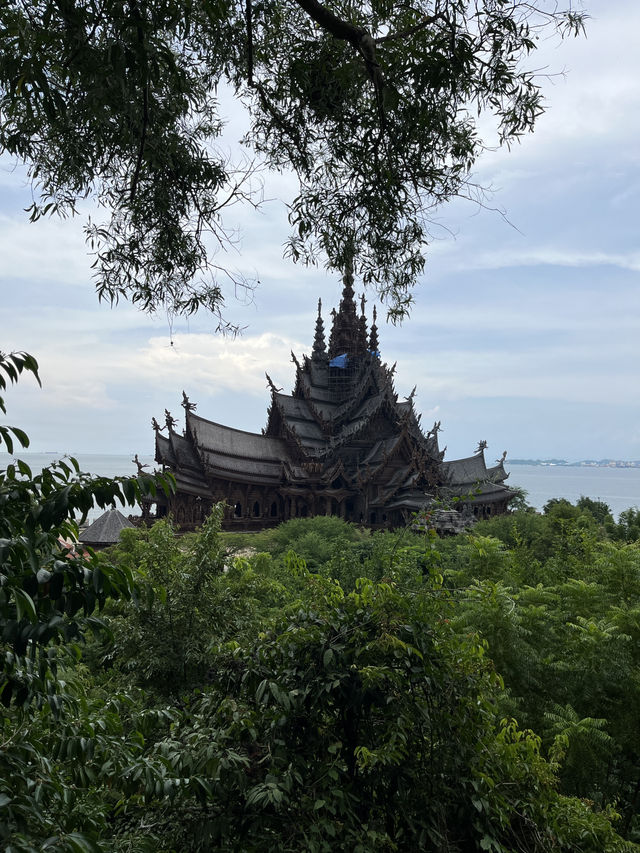 The Sanctuary of Truth – A Wooden Marvel in Pattaya