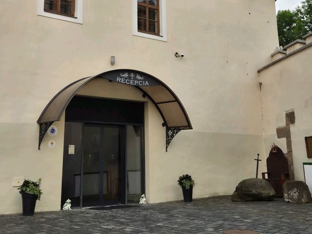 Relaxing retreat on a castle in the heart of Slovakia