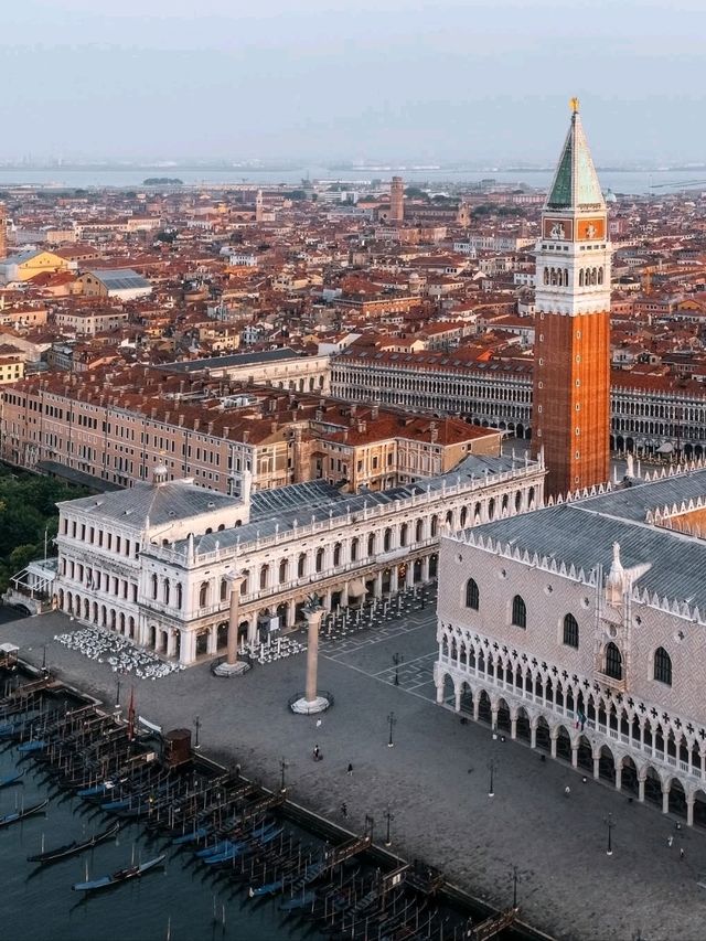  A City of Water and Wonder – Venice, Italy