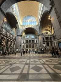 A Beautiful Day in Antwerp’s Historic Center