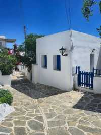 🏝️ Paros – Timeless Charm in the Heart of the Cyclades