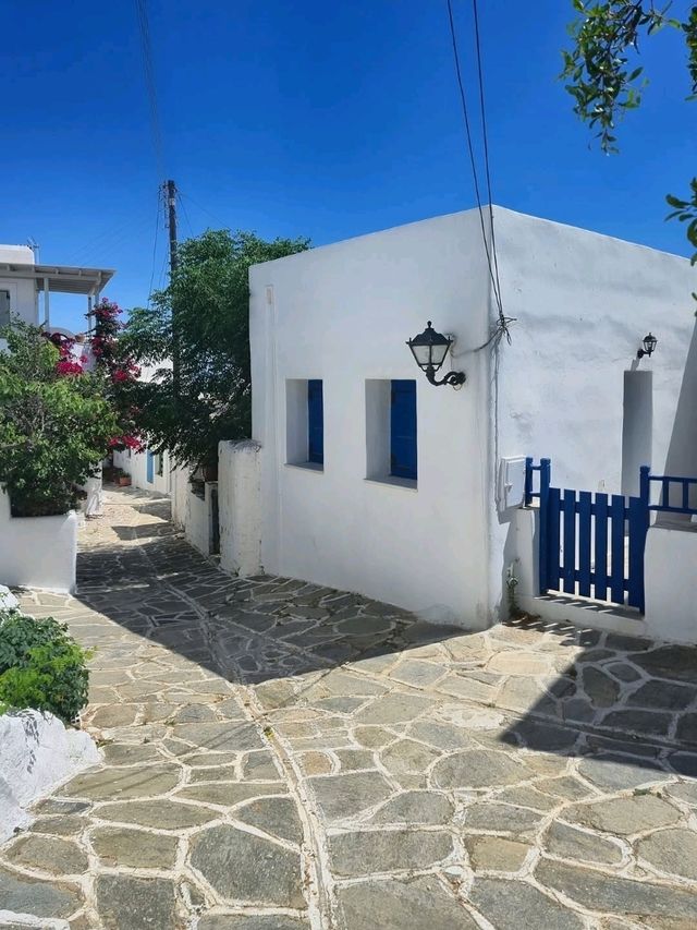 🏝️ Paros – Timeless Charm in the Heart of the Cyclades