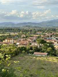 Hidden Gems & Artistic Corners in Arezzo 