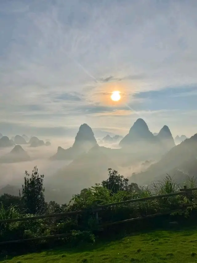 This city is China’s Landscape Poem Come to Life 🇨🇳✨