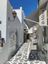 𝑺𝒂𝒏𝒕𝒐𝒓𝒊𝒏𝒊 — 𝑻𝒉𝒆 𝑪𝒊𝒕𝒚 𝒐𝒇 𝑺𝒖𝒏𝒔𝒆𝒕𝒔 & 𝑬𝒏𝒅𝒍𝒆𝒔𝒔 𝑩𝒍𝒖𝒆𝒔 