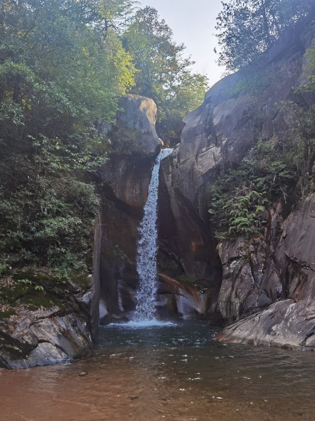 石梁飛瀑