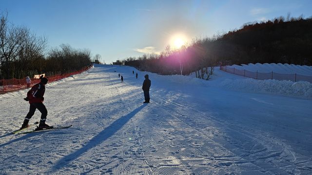 冬日滑雪初體驗！刺激挑戰，勇敢前行