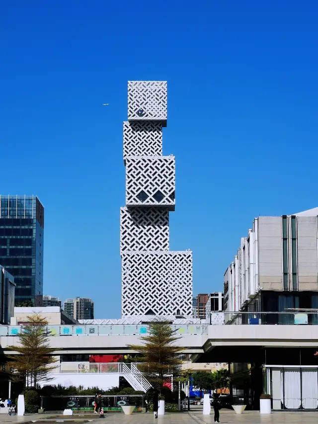 Fangta | A grand theater like a 'Dream Cube'