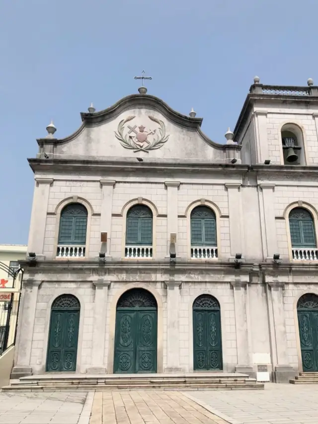 The colorful streets of Macau's Frenzy Hall Slope Lane embody a spirit of benevolence