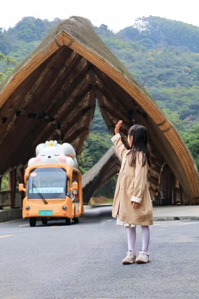 広州の親子旅行は、宮崎駿の童話世界に泊まります