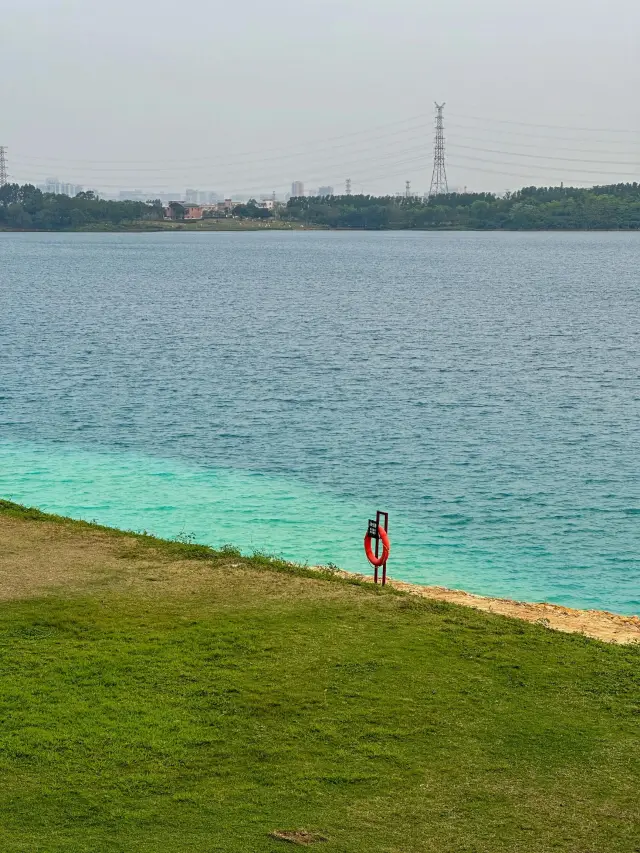 Maoming Open-Pit Mine, the Little Erhai of Guangdong