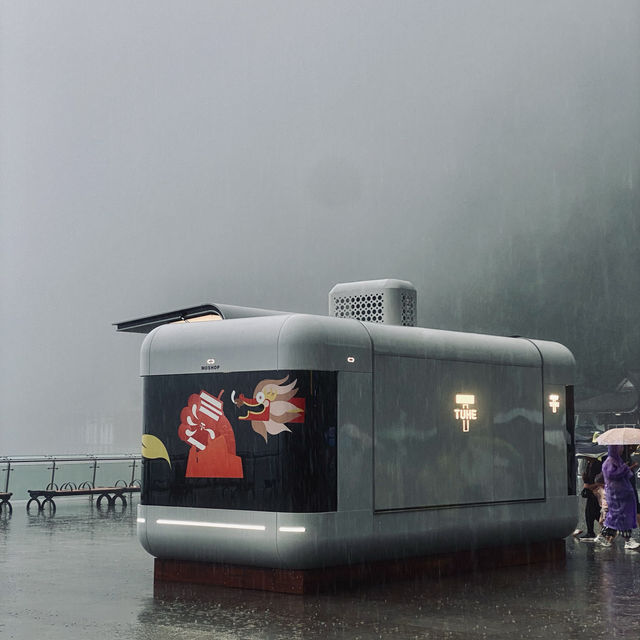 Tianmenshan Mountain 
