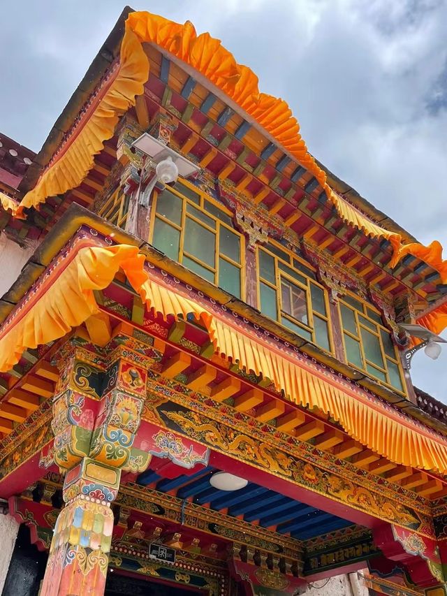 魅力西藏，藏傳佛教寺廟——卡久寺。