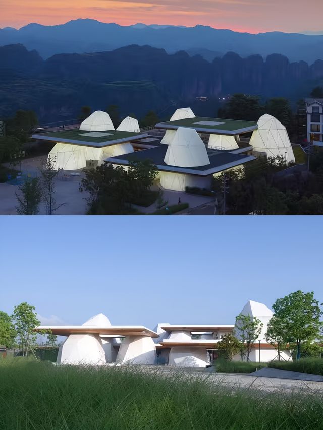 天空之城雲端上的仙境又仙又野又避世~。