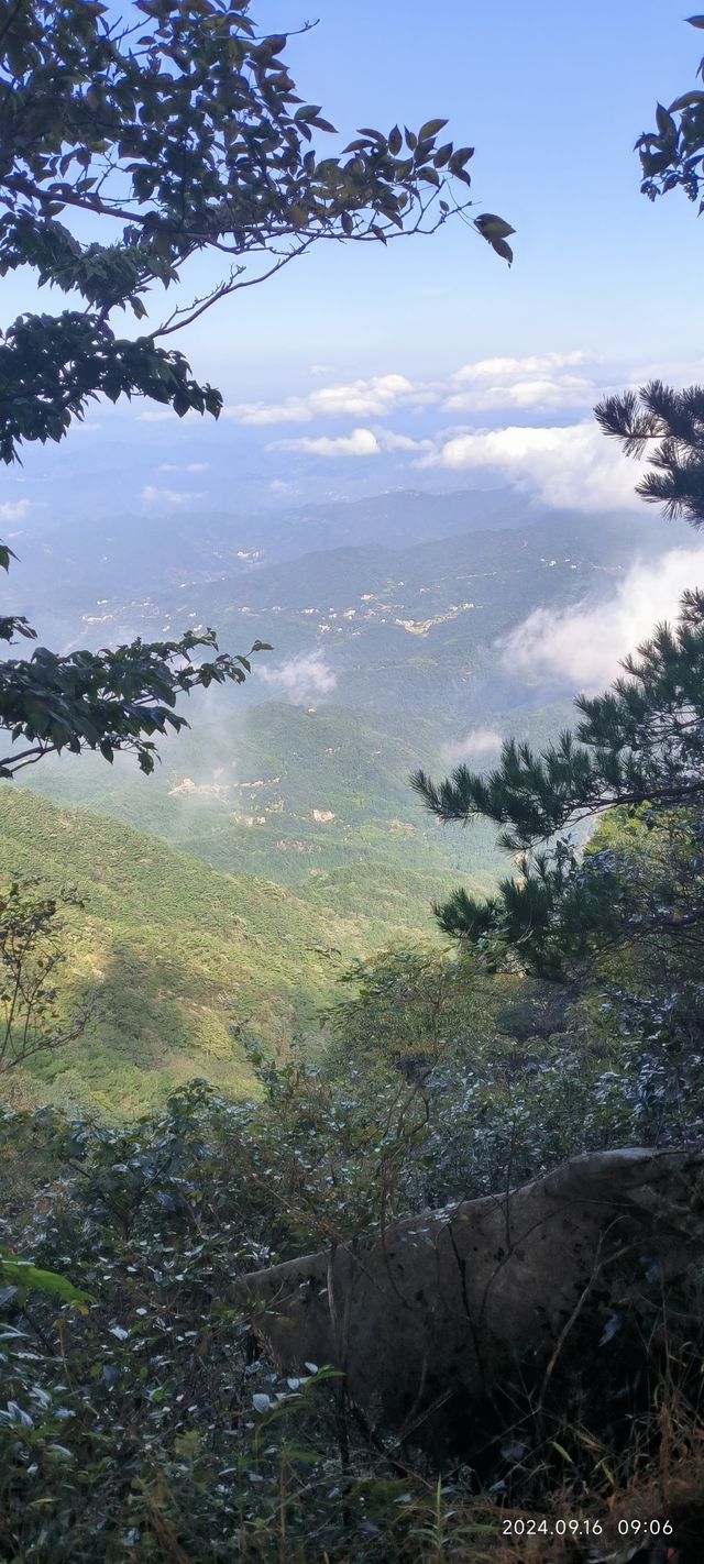 羅田薄刀峰。