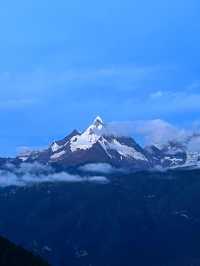 迪慶梅里雪山——藏地聖山的壯美奇觀。