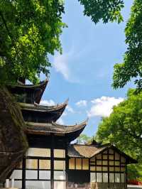 Recommend a really unpopular temple around Chongqing 🇨🇳