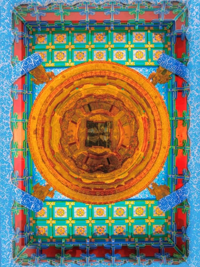 來北京只為看它一眼，不愧是星空藻井天花板