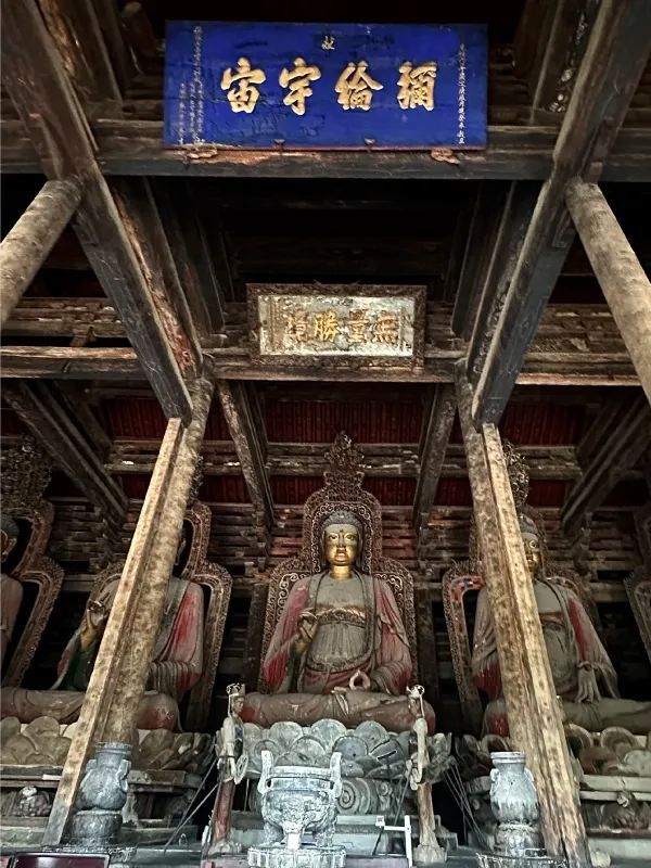 奉國寺：千年古剎的寧靜與莊嚴