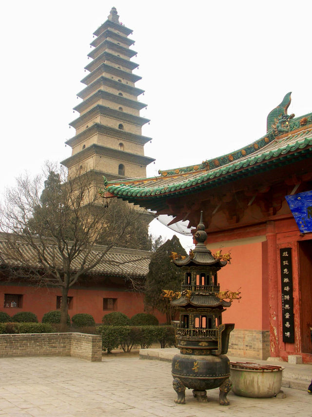蒲州有國寶鐵牛、故城遺址、普救寺、鸛雀樓