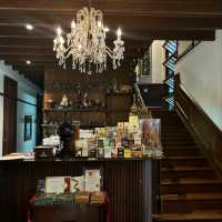 🇹🇭曼谷復古控必住！木質老洋房酒店Ariyasom Villa✨