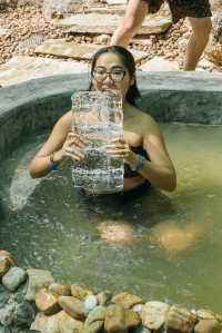 泰國北碧森林溫泉秘境，40℃的熱土，40℃的療癒