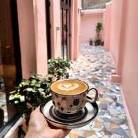 ☕️澳門挖到寶！40蚊mop歎到高質澳白嘅Curve Coffee～
