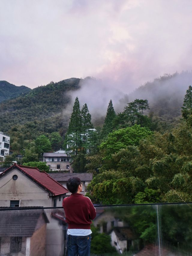 安吉秘境|攬溪，溯溪泳池嘅清涼之約