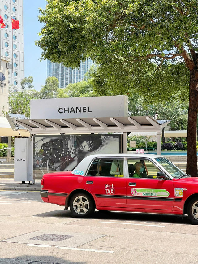 📸香港必衝！中環Citywalk偶遇香奈兒車站，隨手拍都是時尚大片！