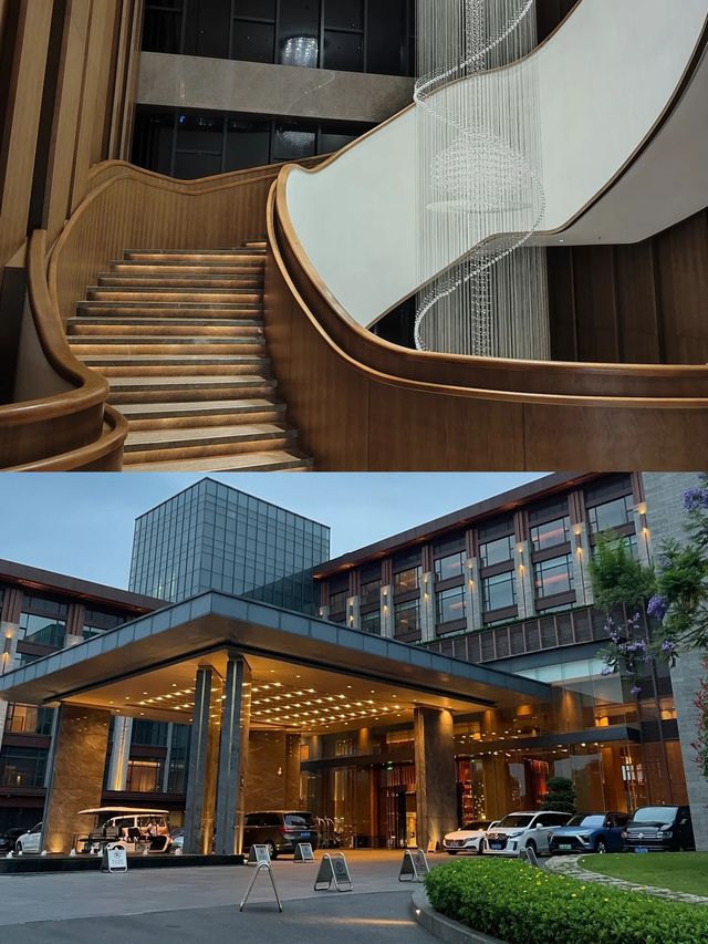 金頂日出瞓住睇