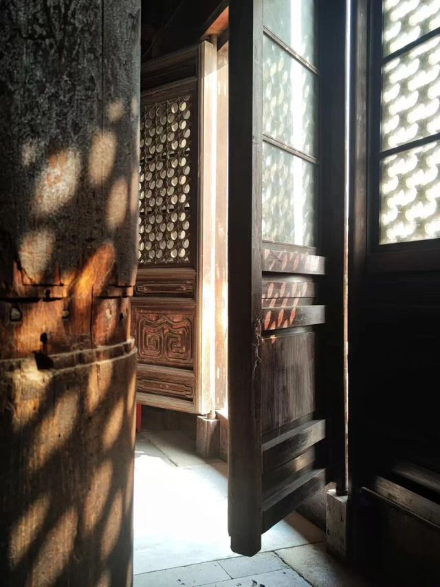 一座清東陵,半部清代史。歷史的夢境,時光的旅行驛站。 一座清東陵,半部清代史。歷史的夢境,時光的旅行驛站。