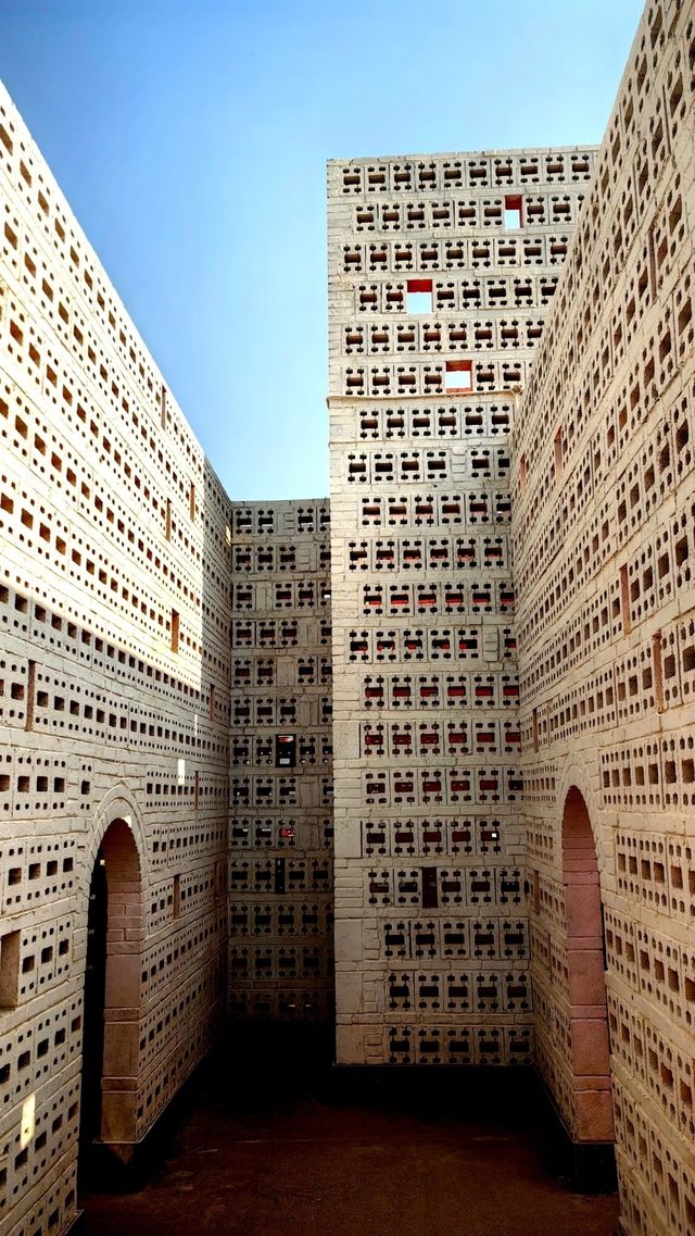 “螞蟻王國”陶藝迷宮