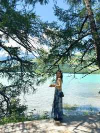 喀納斯：新疆嘅「瑞士仙境」，行到腳仔軟都值得嘅童話世界！ 喀納斯嘅神秘面紗由遠古傳說就已經展開。據講