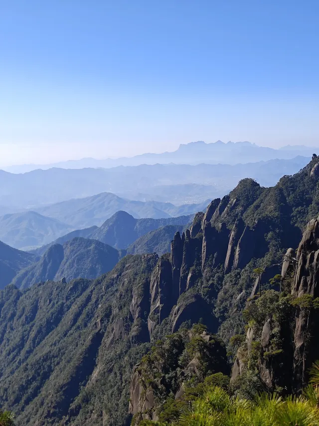三清山的淡季青綠，比五嶽更懂打工人的放空